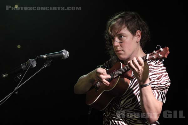 TUNE YARDS - 2009-09-09 - PARIS - La Maroquinerie - 